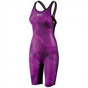 Get the ultimate fit from the Arena carbon pro suits.